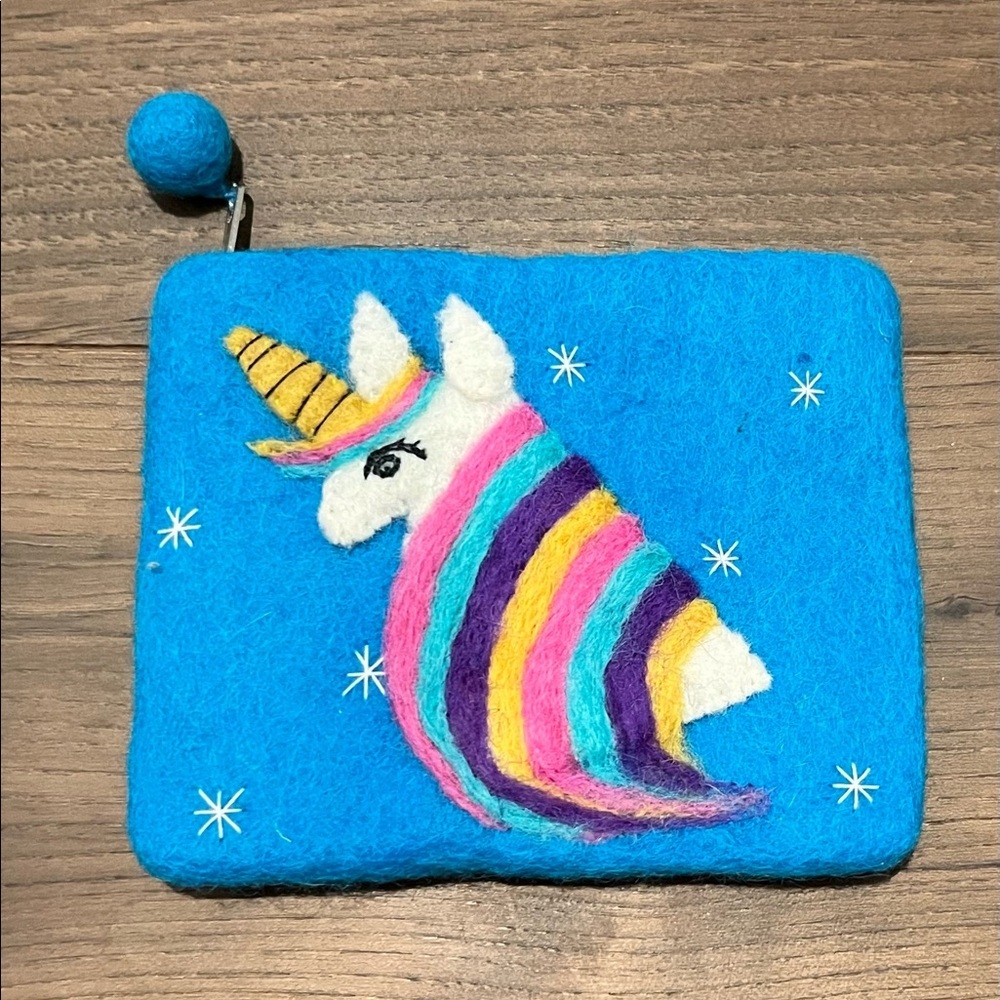 Unicorn Corn Purse
Zippered - Felt
5x4